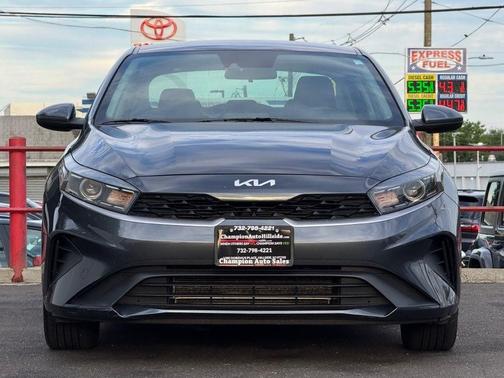 Gravity Gray 2023 Kia Forte LXS