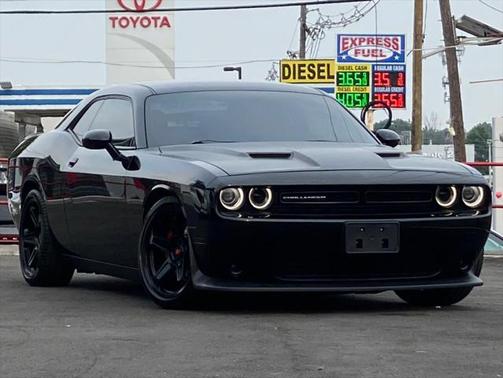 2016 Dodge Challenger SXT