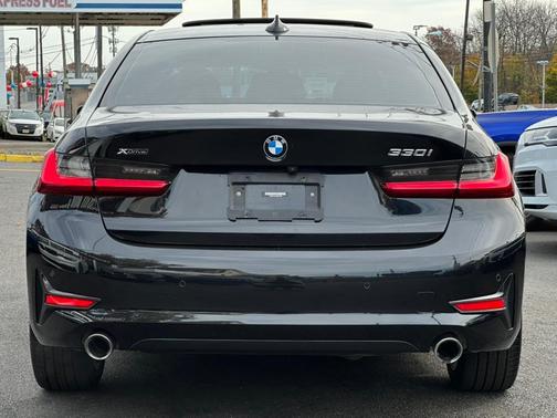 2022 BMW 330 xDrive