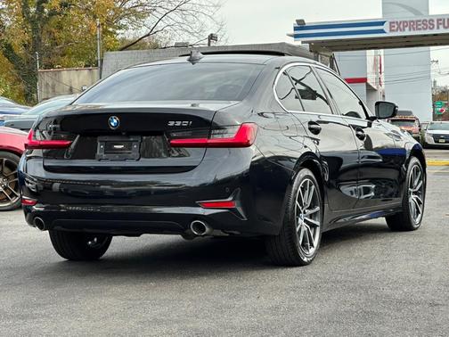 2022 BMW 330 xDrive