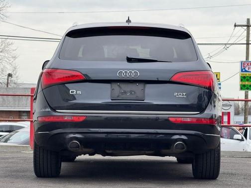 2017 Audi Q5 2.0T Premium Plus