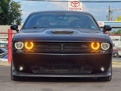 Pitch Black Clearcoat 2020 Dodge Challenger R/T