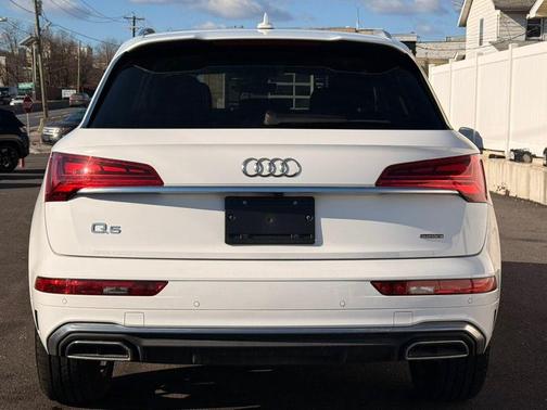 2023 Audi Q5 45 S line Premium Plus