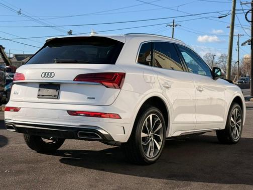 2023 Audi Q5 45 S line Premium Plus