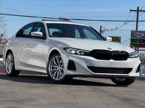 2023 BMW 330 xDrive