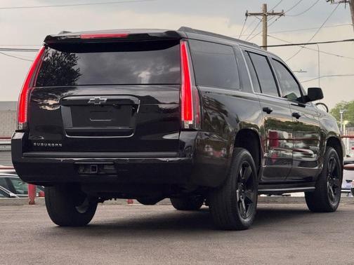 Black 2019 Chevrolet Suburban LT