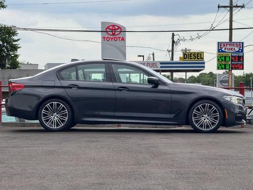 Dark Graphite Metallic 2020 BMW 530 xDrive