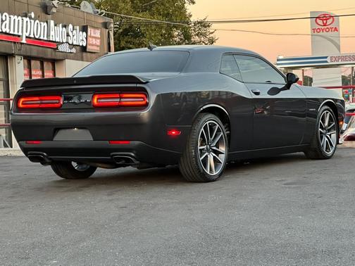 2022 Dodge Challenger R/T