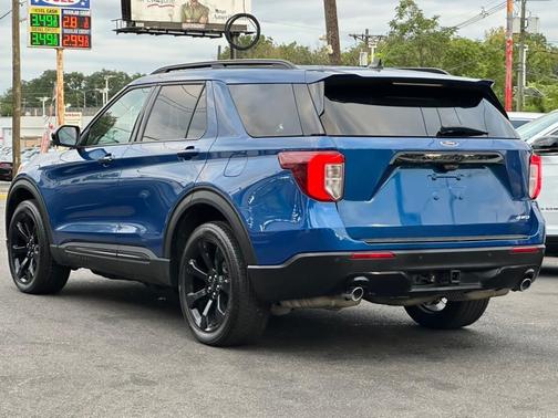 2023 Ford Explorer ST-Line
