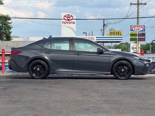 Heavy Metal 2025 Toyota Camry SE