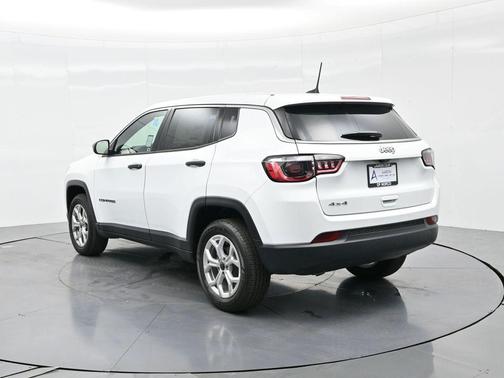 2025 Jeep Compass Sport