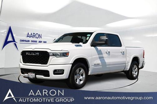 Bright White Clearcoat 2025 RAM 1500 Big Horn/Lone Star