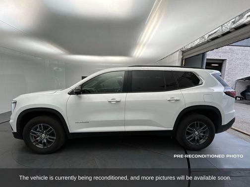 2025 GMC Acadia FWD Elevation