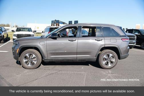 2023 Jeep Grand Cherokee 4xe Base