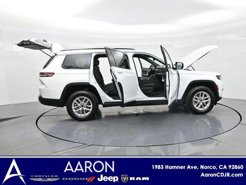 2025 Jeep Grand Cherokee L Laredo