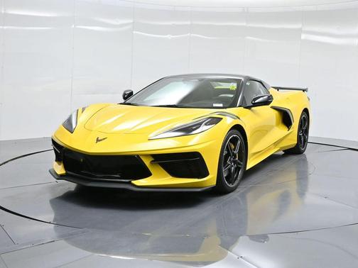 2025 Chevrolet Corvette Stingray w/3LT