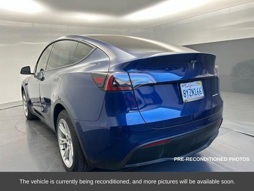 2021 Tesla Model Y Long Range Dual Motor All-Wheel Drive