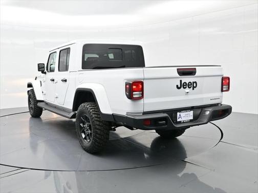 2025 Jeep Gladiator Big Bear