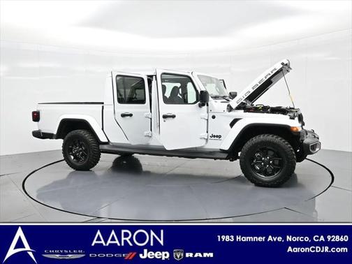 2025 Jeep Gladiator Big Bear