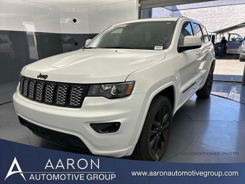 2022 Jeep Grand Cherokee Laredo