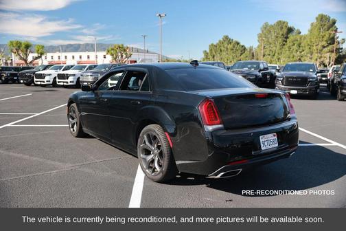 2022 Chrysler 300 Touring