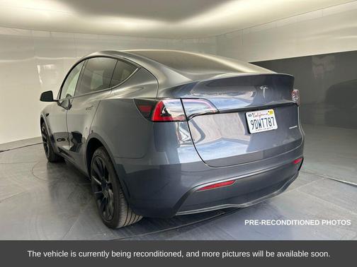 2023 Tesla Model Y Long Range Dual Motor All-Wheel Drive