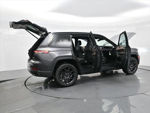 2025 Jeep Grand Cherokee 4xe Summit Reserve