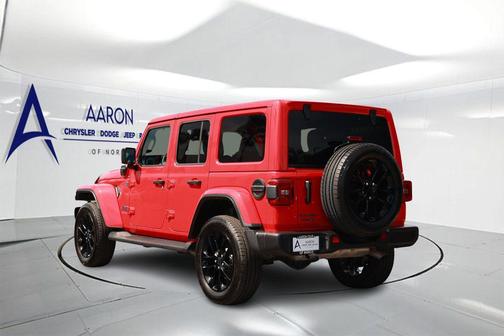 2025 Jeep Wrangler 4xe Sahara