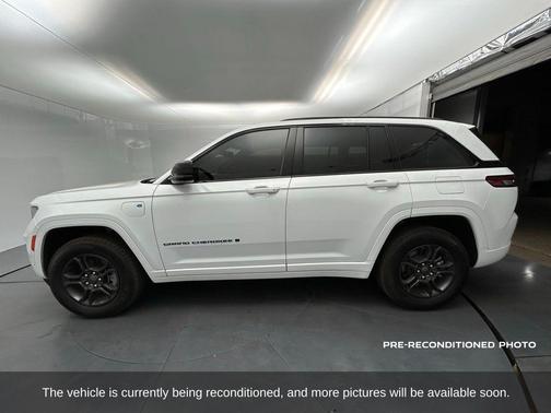 2025 Jeep Grand Cherokee 4xe Anniversary Edition