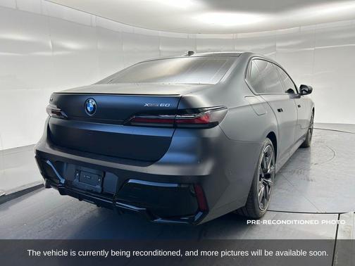 2025 BMW i7 xDrive60