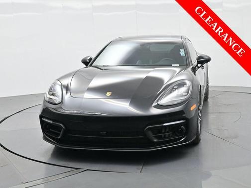2023 Porsche Panamera Platinum Edition