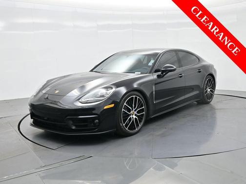 2023 Porsche Panamera Platinum Edition