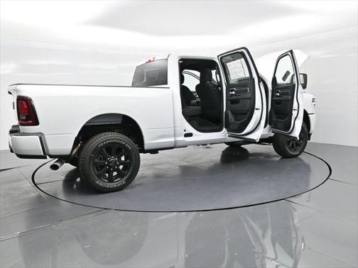 2025 RAM 2500 Big Horn Crew Cab 4x4 6'4' Box