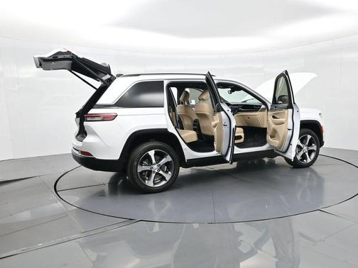 2022 Jeep Grand Cherokee 4xe Base