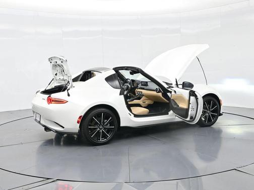 2024 Mazda MX-5 Miata RF Grand Touring