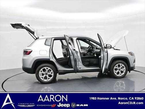 2025 Jeep Compass Sport