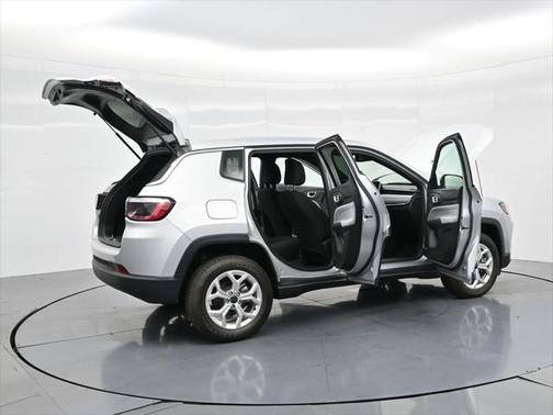 2025 Jeep Compass Sport
