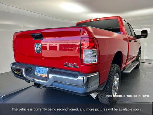 2024 RAM 2500 Big Horn Crew Cab 4x4 6'4' Box
