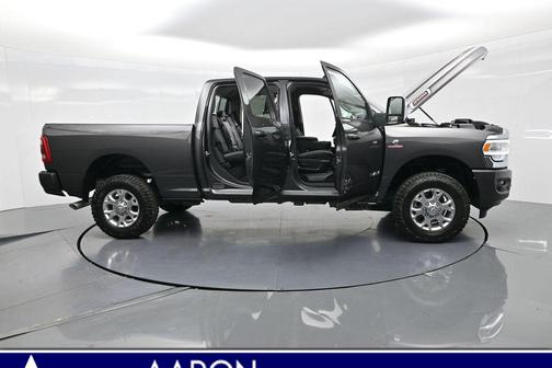 2024 RAM 2500 Laramie Crew Cab 4x4 6'4' Box