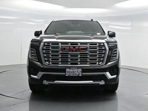 Onyx Black 2025 GMC Yukon XL Denali