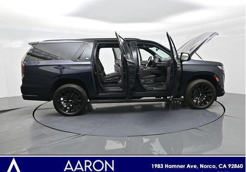 2023 Cadillac Escalade ESV Sport Platinum