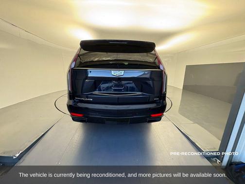 2023 Cadillac Escalade ESV Sport Platinum
