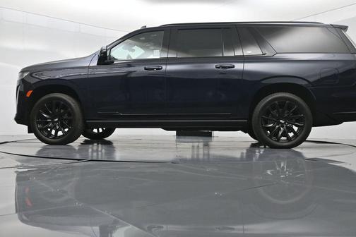 2023 Cadillac Escalade ESV Sport Platinum