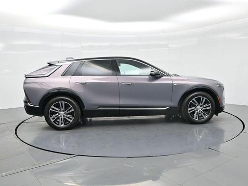 2025 Cadillac LYRIQ Luxury