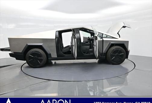 2024 Tesla Cybertruck Cyberbeast