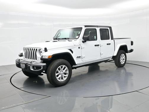 2023 Jeep Gladiator Sport S