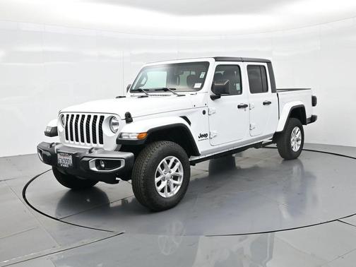 2023 Jeep Gladiator Sport S