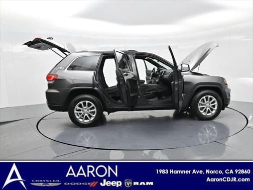 2021 Jeep Grand Cherokee Laredo