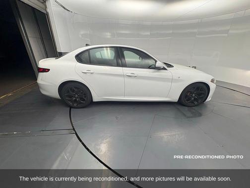 2022 Alfa Romeo Giulia Ti
