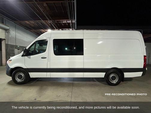 2024 Mercedes-Benz Sprinter 2500 Cargo 170 WB